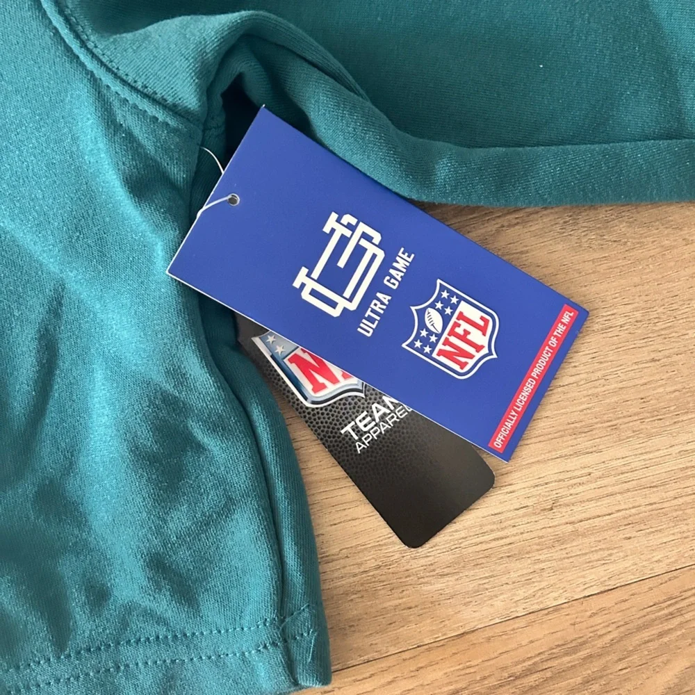 NFL Philadelphia Eagles Women’s Crop Hoodie, Rare, Official Ultra Game- NWT - Picture 4 of 7